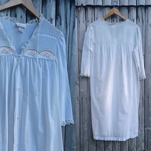 Vintage 50s Barbizon white embroidered light cotton nightie nightgown womens M